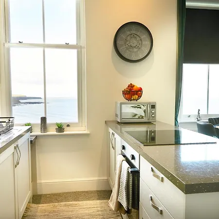 Sea View Serenity, Breath Taking Sea View Sleeps 4, Yorkshire Coast Holiday Lets Scarborough Exterior photo