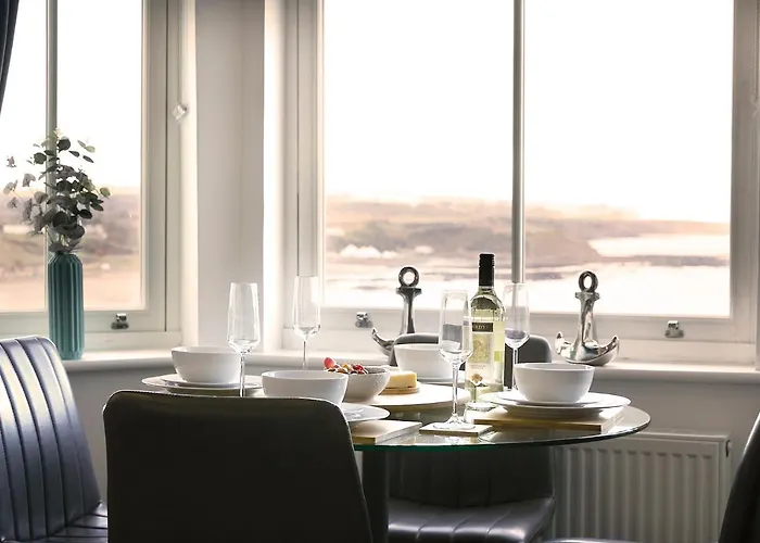 Sea View Serenity, Breath Taking Sea View Sleeps 4, Yorkshire Coast Holiday Lets