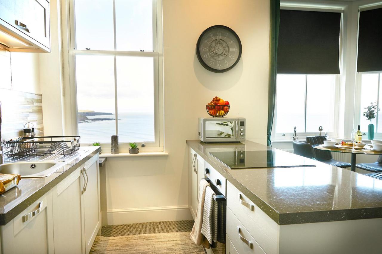 Апартаменты Sea View Serenity, Breath Taking Sea View Sleeps 4, Yorkshire Coast Lets *