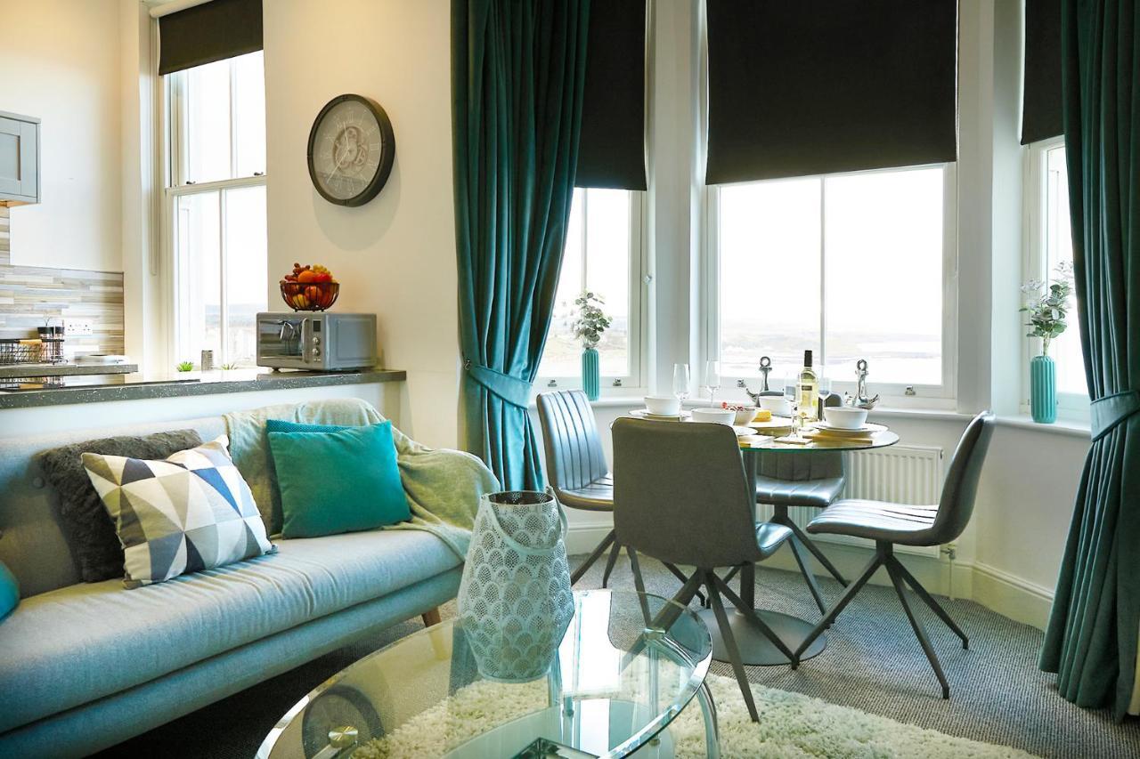 Sea View Serenity, Breath Taking Sea View Sleeps 4, Yorkshire Coast Lets Апартаменты