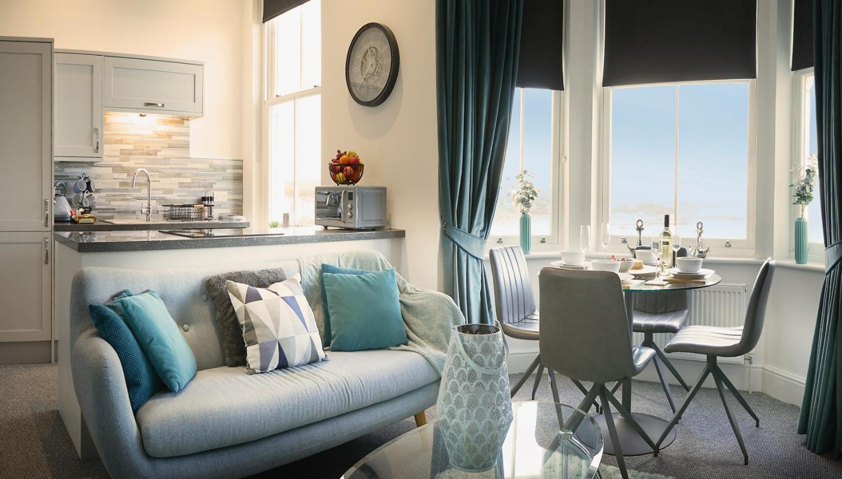 Sea View Serenity, Breath Taking Sea View Sleeps 4, Yorkshire Coast Lets Апартаменты Скарборо